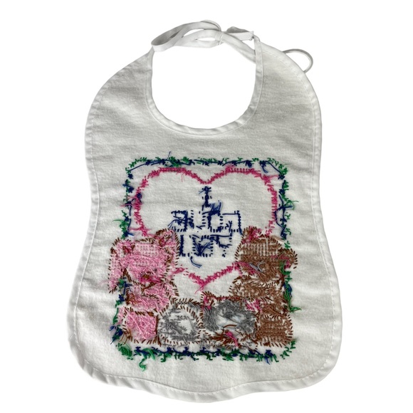 Vintage Handmade Cross Stitch Baby Bib Kitten Bunny Bear I Love You Tie-up Heart - Picture 10 of 14